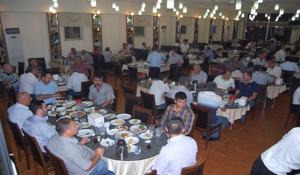 HAK-İŞ İFTARDA BULUŞTU