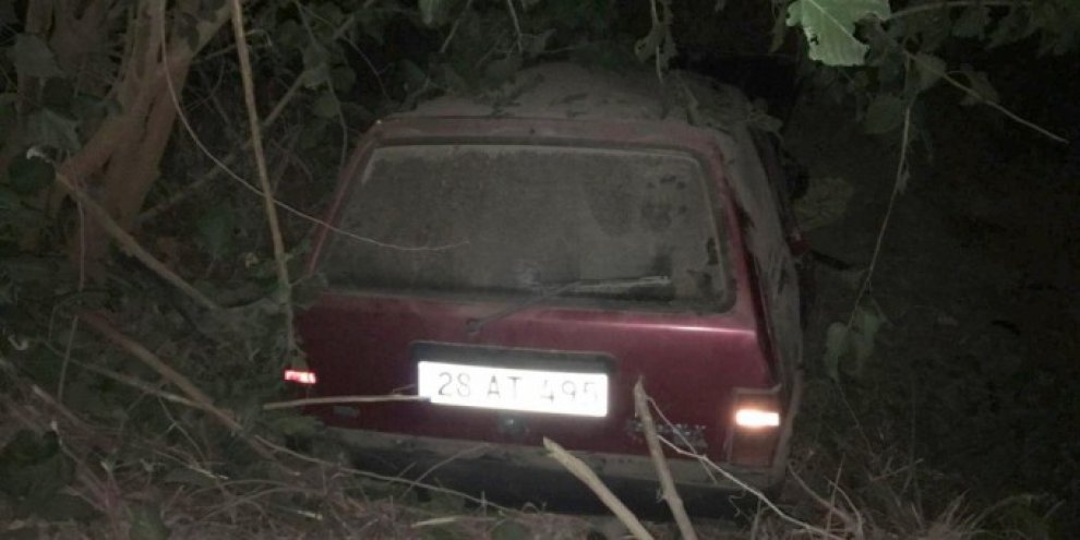 Şarampole uçan otomobilde 1 ölü, 4 yaralı