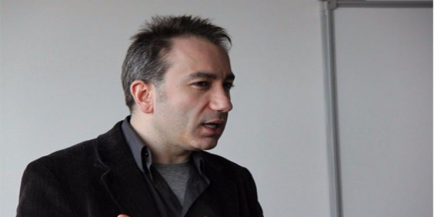 FETÖ'cü Mustafa Akyol gözaltına alındı
