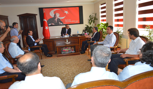 KSÜ REKTÖRÜ KARAASLAN PAZARCIK İLÇESİNİ ZİYARET ETTİ