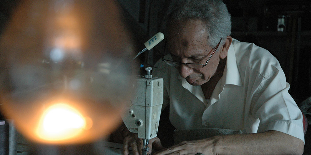 Müze görünümlü terzi dükkanı