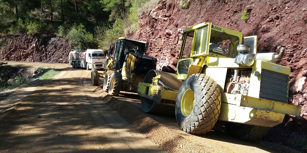Sumaklı yolunda çalışmalar devam ediyor