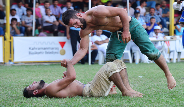 25. KARAKUCAK GÜREŞLERİ ULUSLAR ARASI BOYUTA TAŞINDI