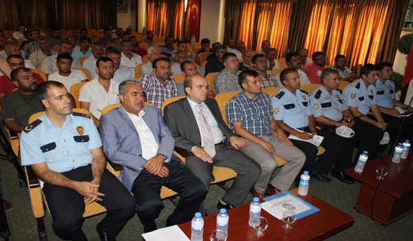 OKUL SERVİS ŞOFÖRLERİNE 'ARABESK MÜZİK' UYARISI