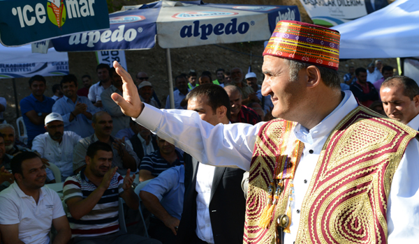 DULKADİROĞLU BELEDİYESİ 2.ŞEREFOĞLU GÜREŞ FESTİVALİ ÇOŞKULU GEÇTİ