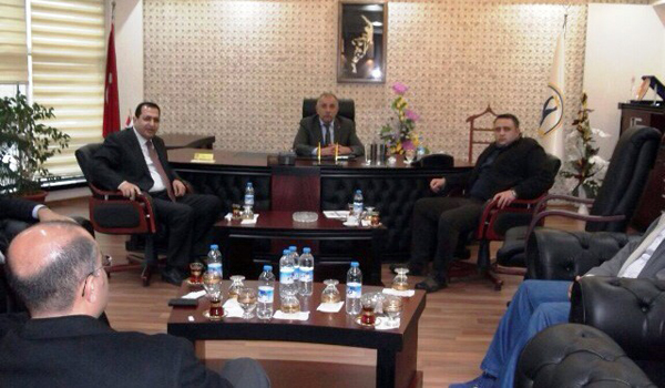 ÜRDÜNLÜ FİRMA 20 MİLYON DOLARLIK YATIRIM İÇİN KOLLARI SIVADI