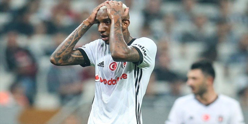 Anderson Talisca'ya teknik ekipten uyarı!