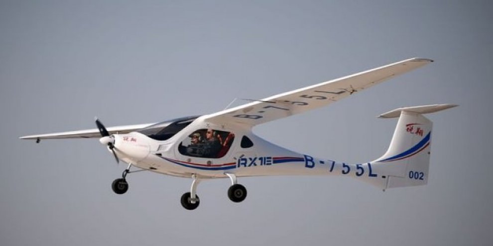 Çin’in elektrikli uçağı ilk uçuşunu yaptı