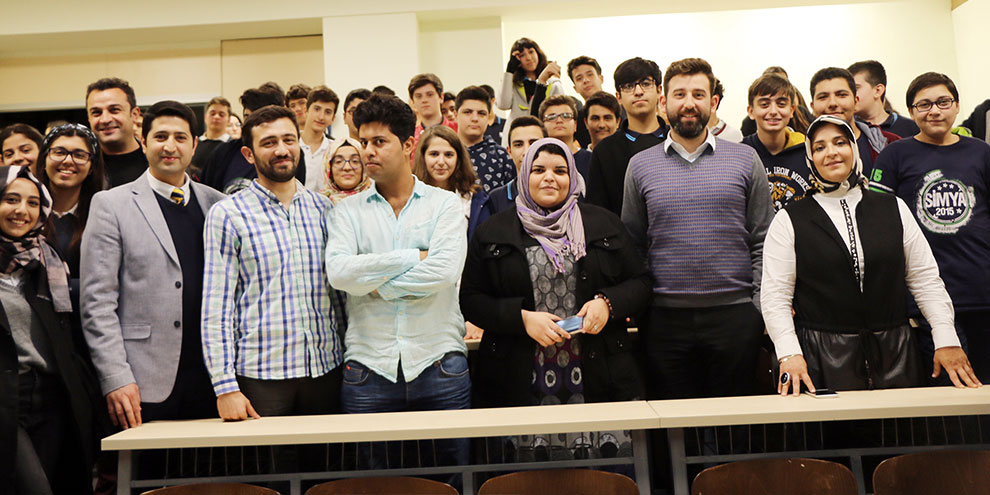 Genç edebiyatçılar öğrencilerle buluştu