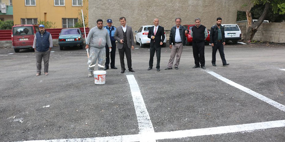 Pazarcık Belediye otopark’ında çizgi çalışması yapıldı
