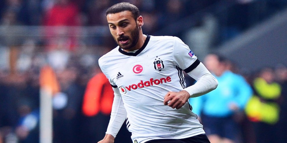 Cenk Tosun açıklaması! 'Kimse evladiyelik değil'