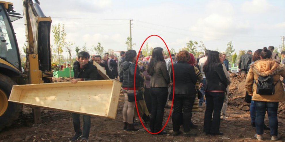 Skandal! HDP'li vekil böyle görüntülendi