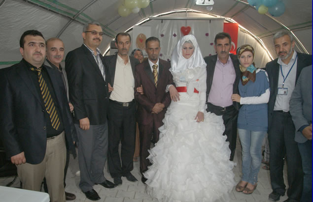 ÇADIR KENTTE DÜNYA EVİNE GİRDİLER