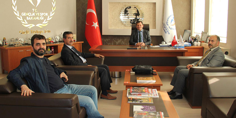 Lider gençlik kulübünden,  İl Müdürüne ziyaret