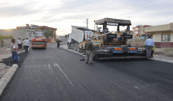 ASFALT ÇALIŞMALARI SÜRÜYOR