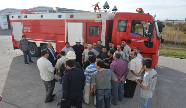 İTFAİYEDEN FABRİKALARA YANGIN EĞİTİMİ