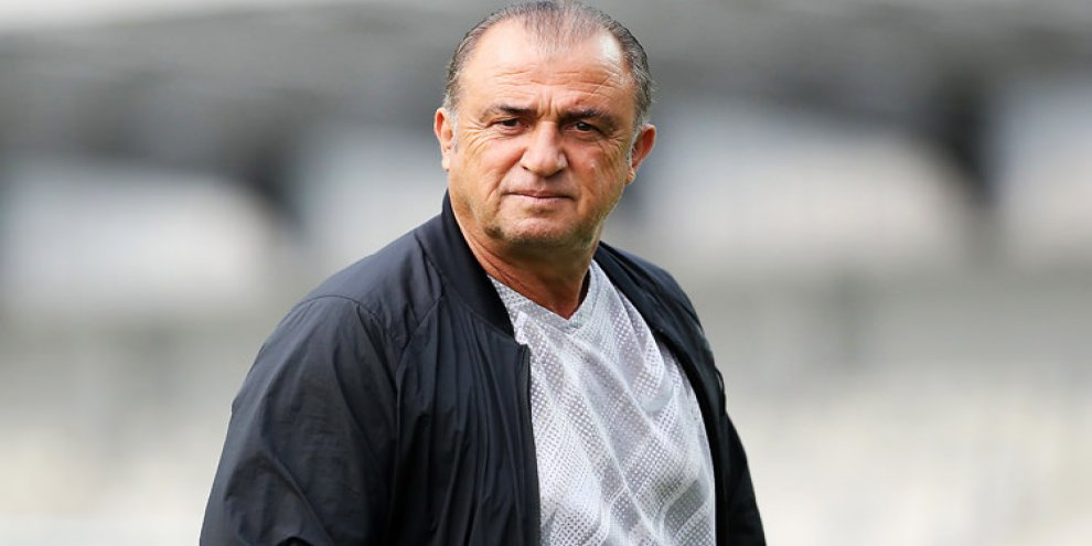 G.Saray yönetiminde Fatih Terim savaşı!
