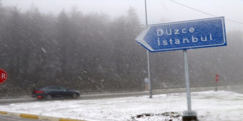 İstanbul'a dayandı...Göz gözü görmüyor!
