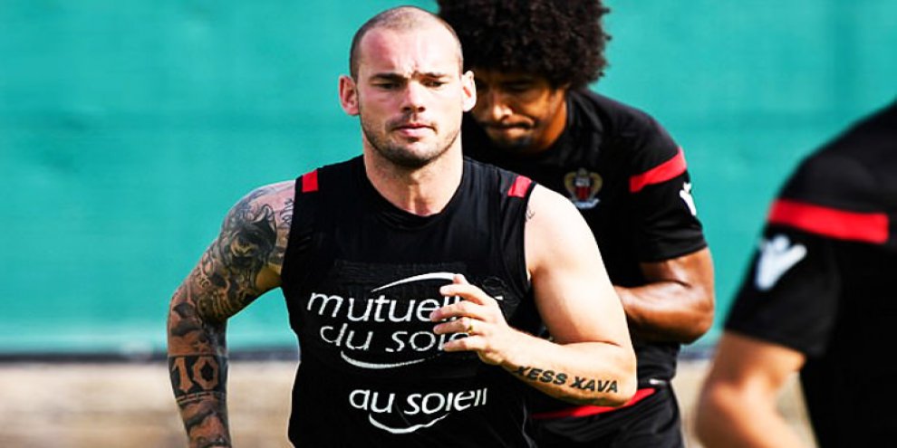 Sneijder için 'ayrılık' açıklaması!