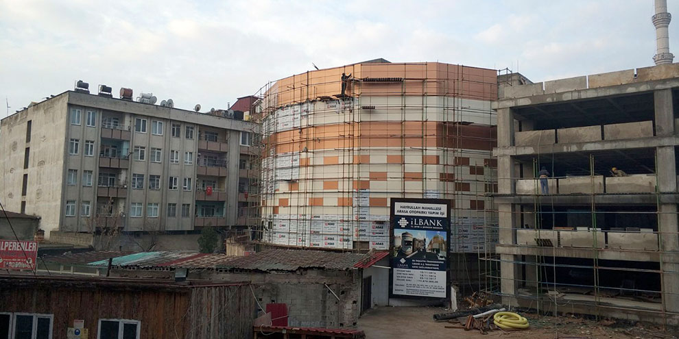 Arasa otopark çok hızlı ilerliyor