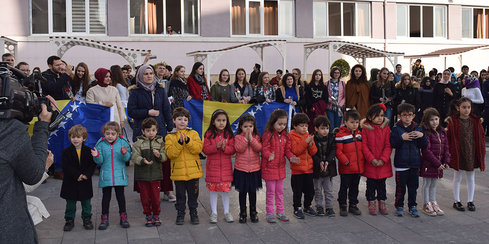 Boşnak öğrenciler Beyza okullarında