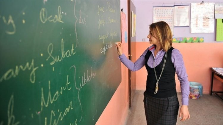 Öğretmen maaşlarında ilk! Aynı seviyeye çıktı