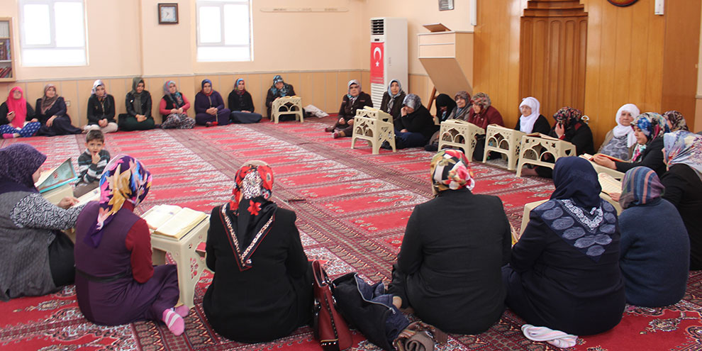 AK Partili Kadınlardan Afrin Şehitleri için mevlid