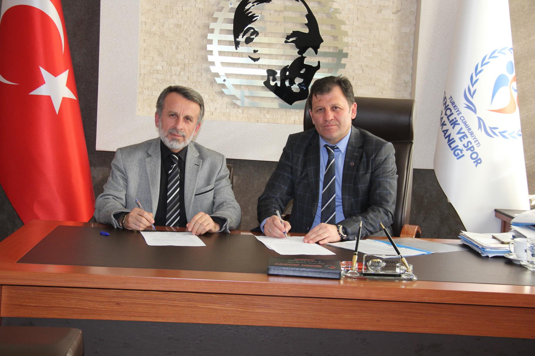 “OBEZİTEYLE MÜCADELE VE SAĞLIKLI YAŞAM” PROJESİNE DESTEK İÇİN PROTOKOL İMZALANDI