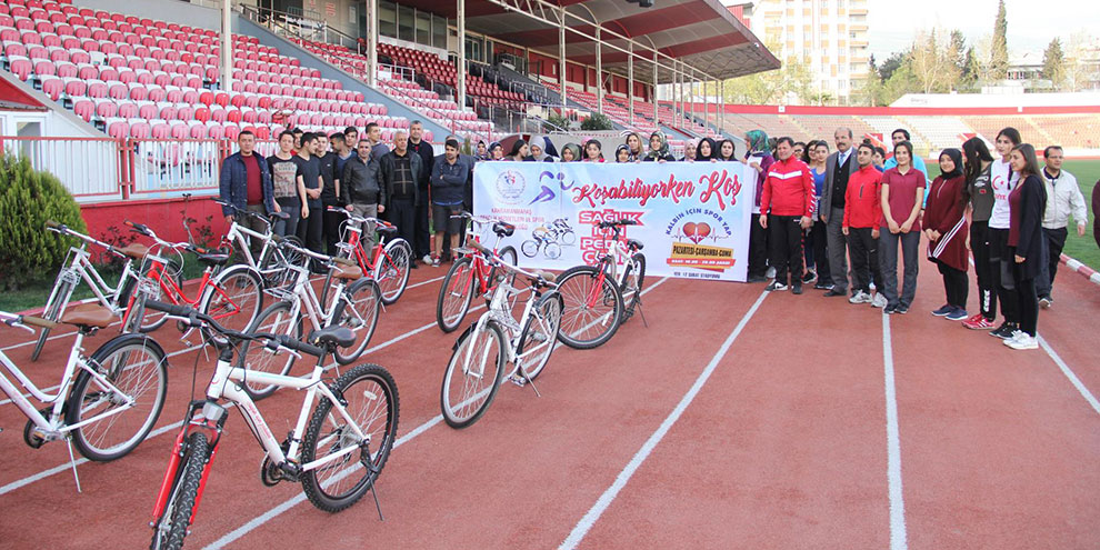 12 Şubat Stadyumunda bisikletli günler başladı