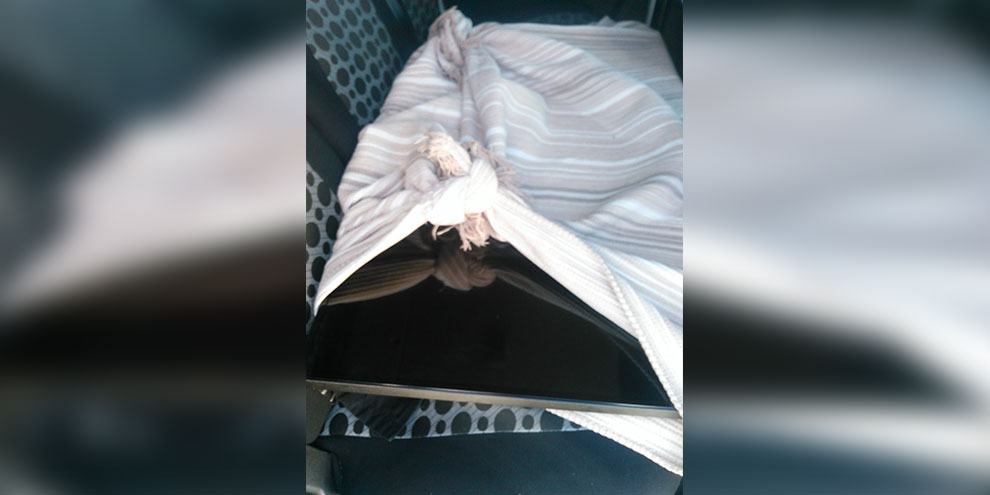 Hırsızlar önce kameraya sonra polise yakalandı