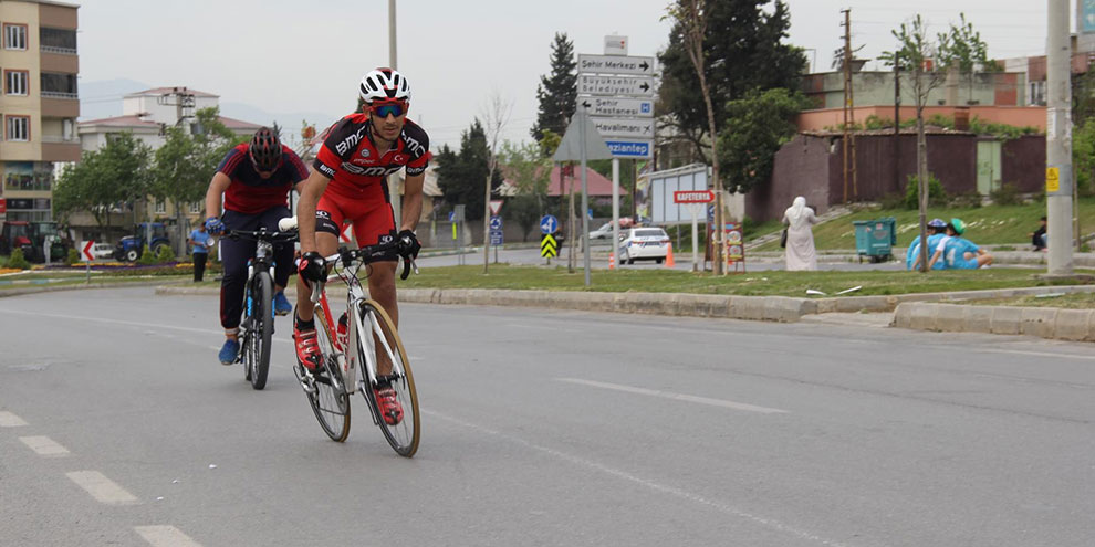 Öğrenciler birincilik için pedal çevirdi