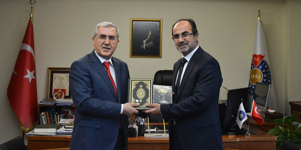 Gaziantep İl Müftüsü Ahmet Çelik, Üniversitemiz Rektörü Can’ı Ziyaret Etti