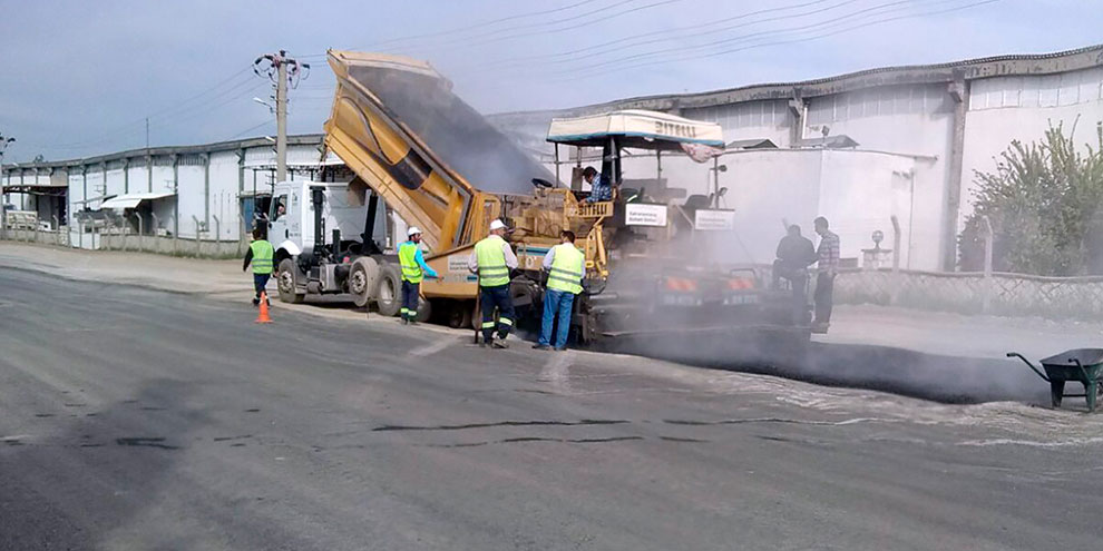Karaziyaret’te sıcak asfalt çalışması