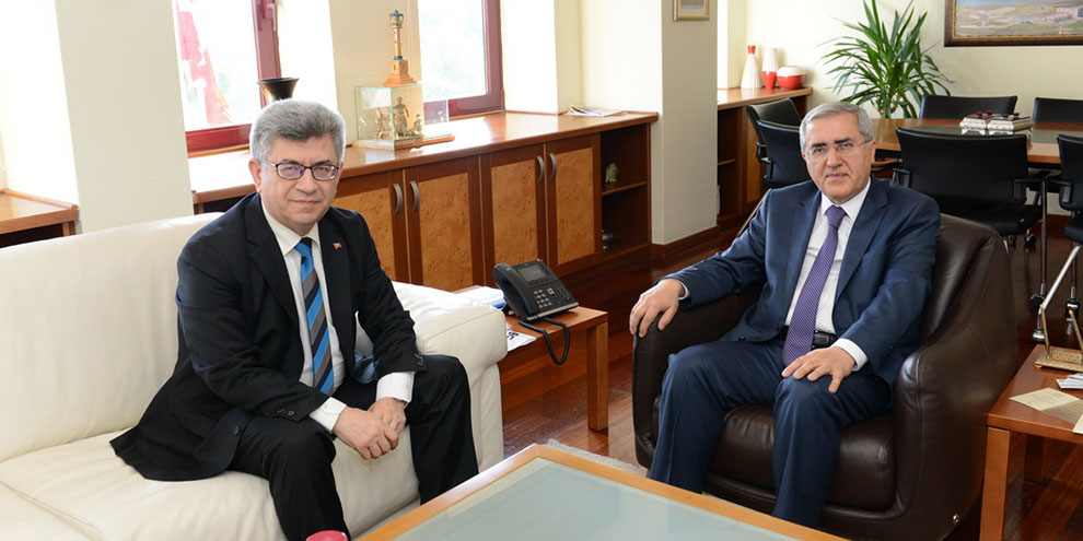 MHP Genel Başkan Yardımcısı Aycan, Rektör Can’ı Ziyaret Etti