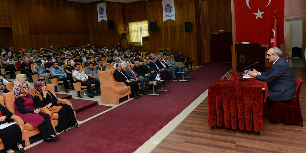 KSÜ’de “Yeni Dini Hareketler ve Türkiye’ye Yansıması” Konulu Konferans Düzenlendi