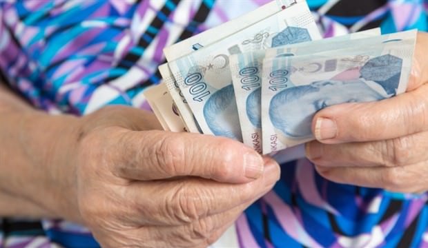 Emekliye 600 lira! Tek şartı var