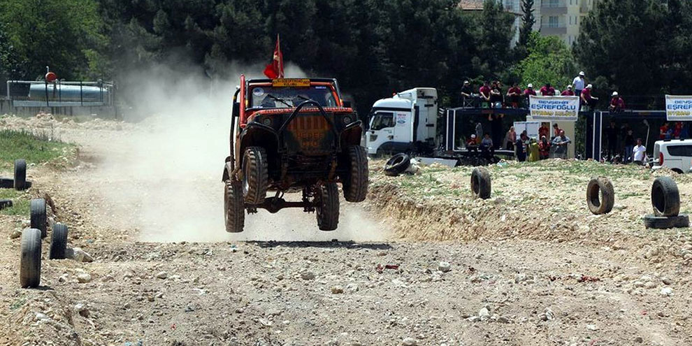 Off-Road yarışları devam etsin!