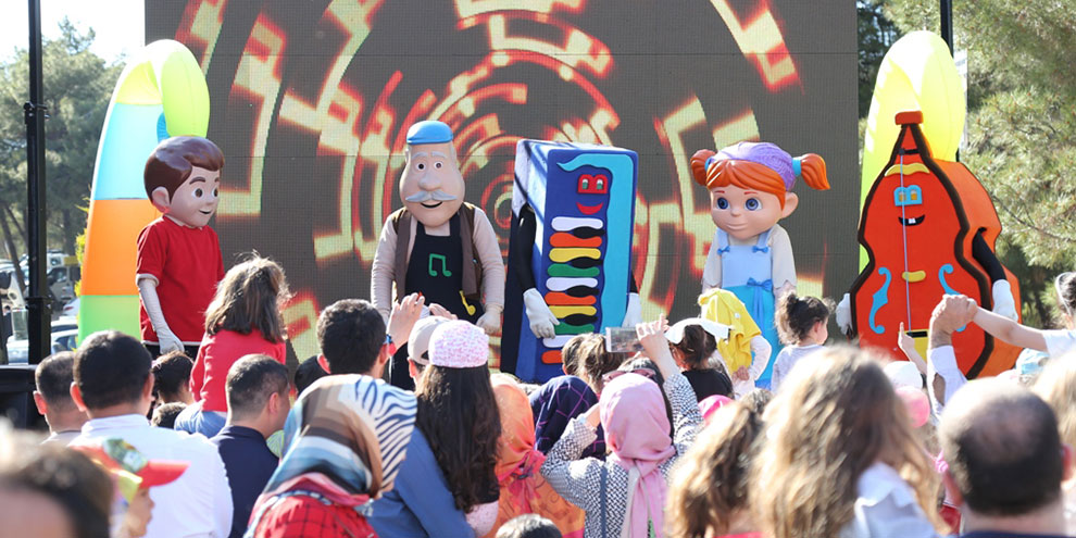 Çocuk Festivali Tiyatro Şenliği’ne yoğun ilgi