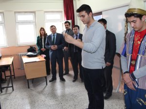 ECDATLARINA DUYGULARINI MEKTUPLA ANLATTILAR