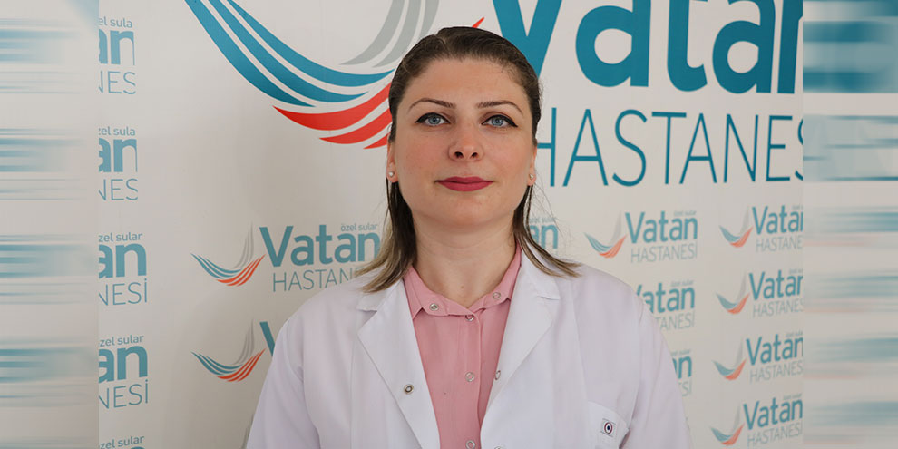 Kazada ölen annenin sezaryenle alınan bebeği yaşam savaşı veriyor