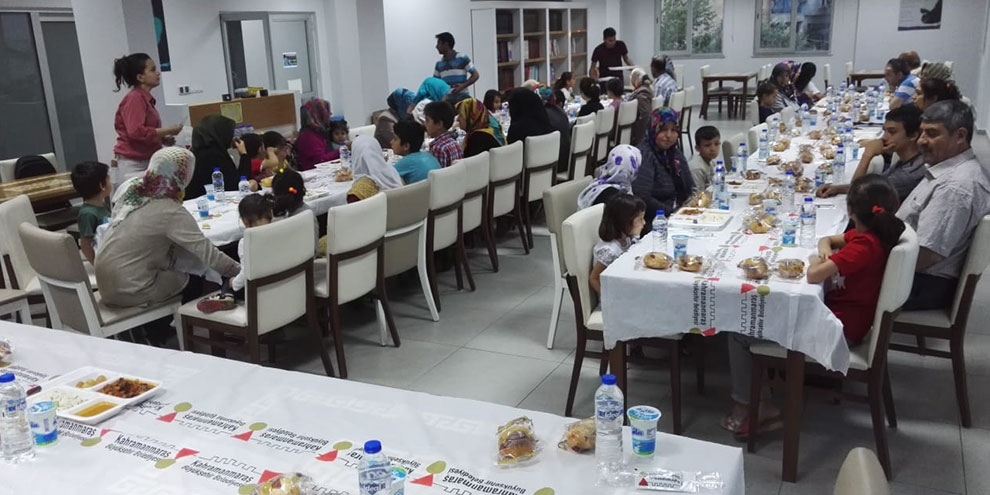 Cahit Zarifoğlu’nda iftar vakti