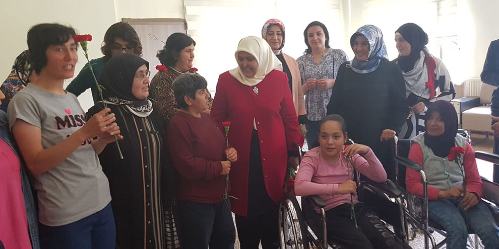 Öçal, seçim çalışmalarına Afşin'de devam etti