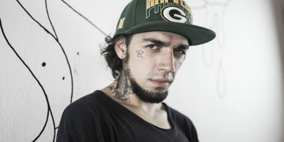 Ünlü sanatçıya hapis istemi!