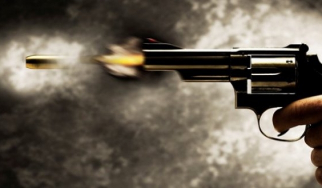 Karne günü okulda silahlı kavga!