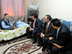 BAŞKAN ERKOÇ’TAN, OLZINGAN’A ANLAMLI HEDİYE