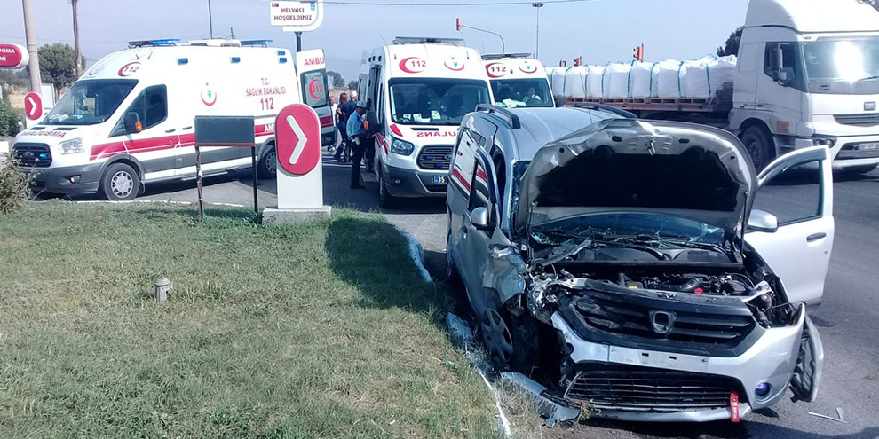 Trafik kazası: 3 yaralı