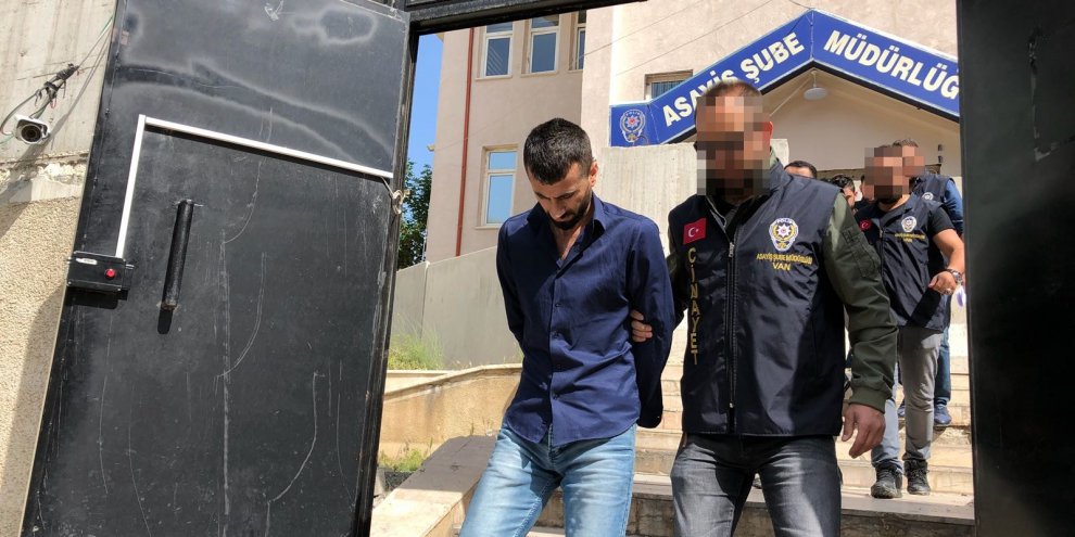 Yasa dışı bahis operasyonu: 11 gözaltı