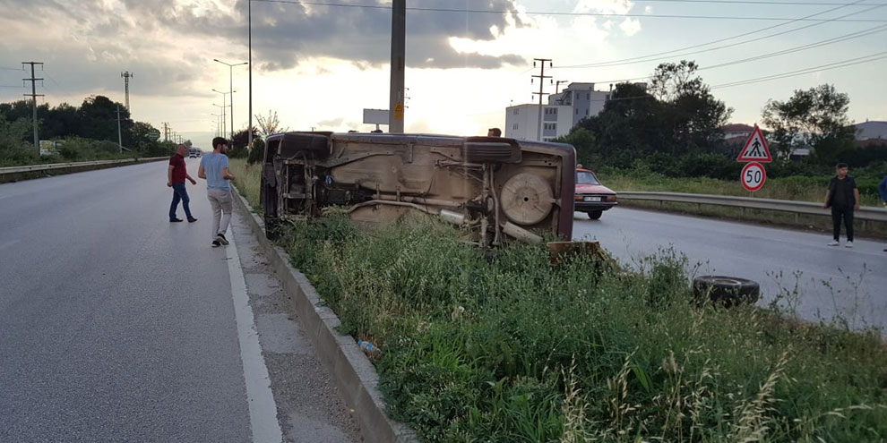 Otomobil takla attı 2 kişi yaralandı