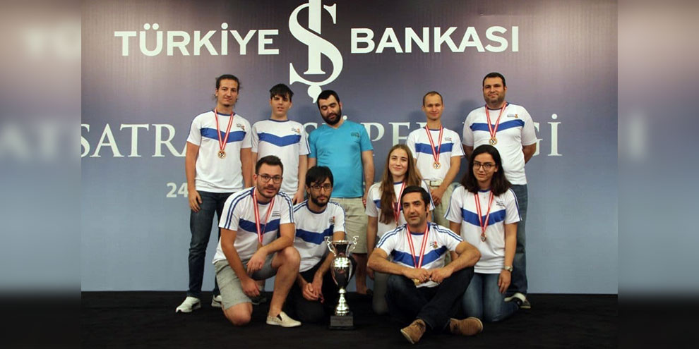 Büyükşehir satranç takımı Türkiye 3.’sü oldu