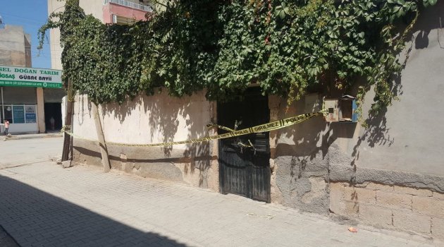 En yakın arkadaşını 50 lira için öldürüp gömerek üzerine fayans dizdi